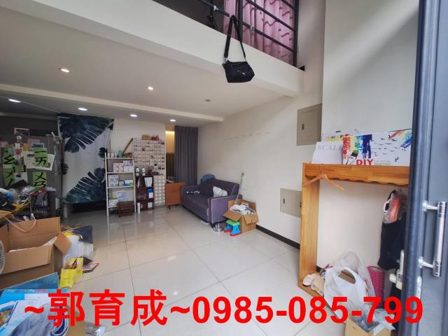 東區店面-1