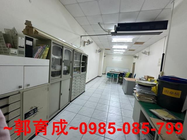 嘉義西區店面-8