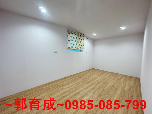 東區透天-9