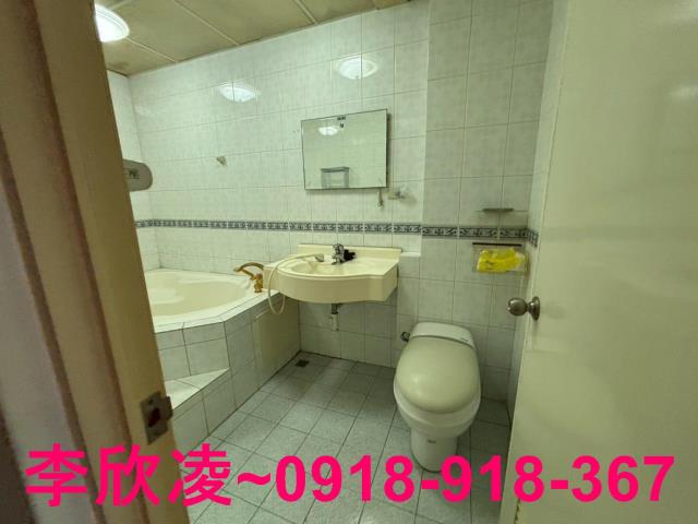嘉義西區店面-1